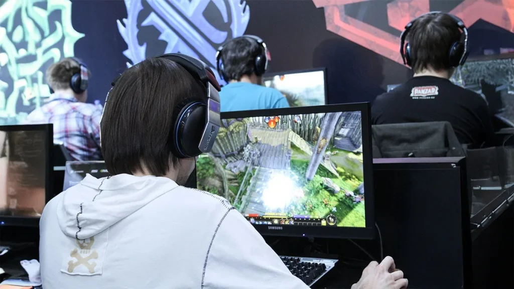 How To Become A Pro Esports Player: The Ultimate Guide